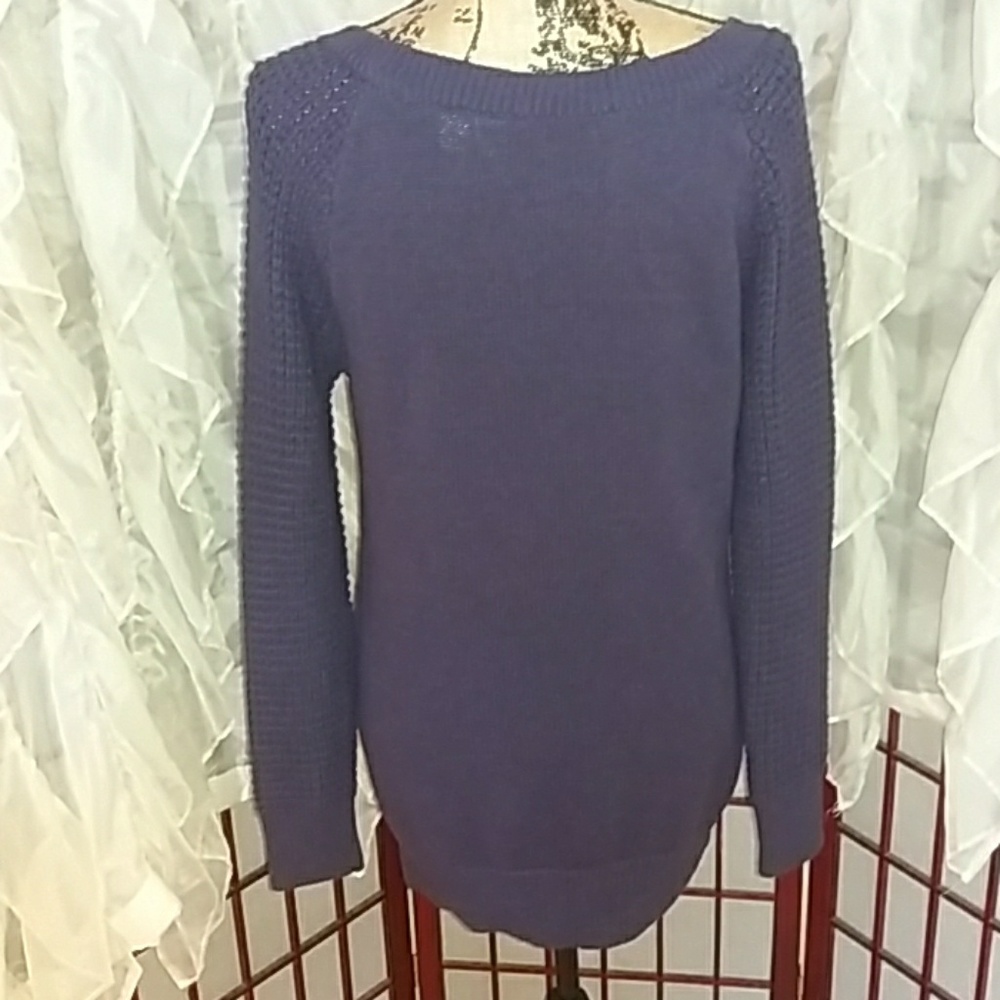 H&M Purple Sweater with Pink Graphic - Picture 5 of 7